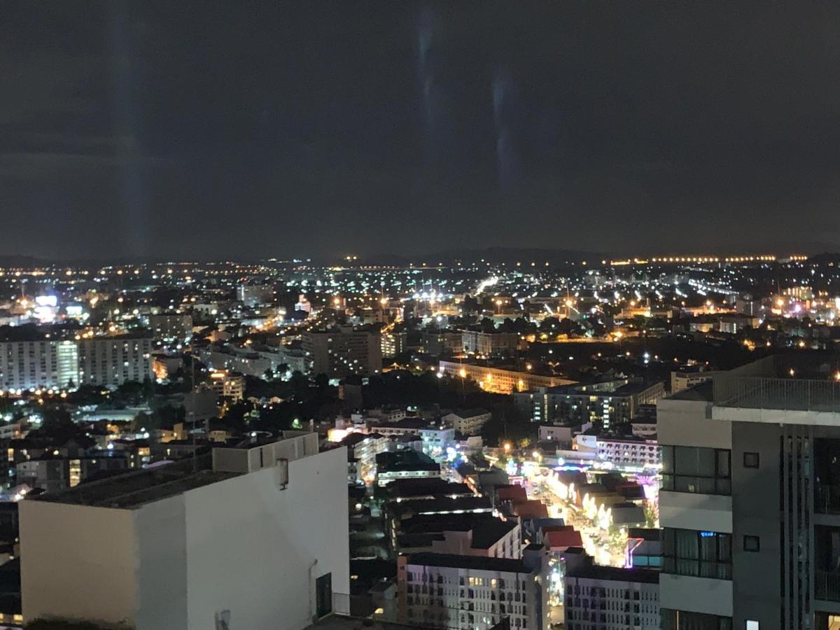 Base Condos Паттая Екстер'єр фото