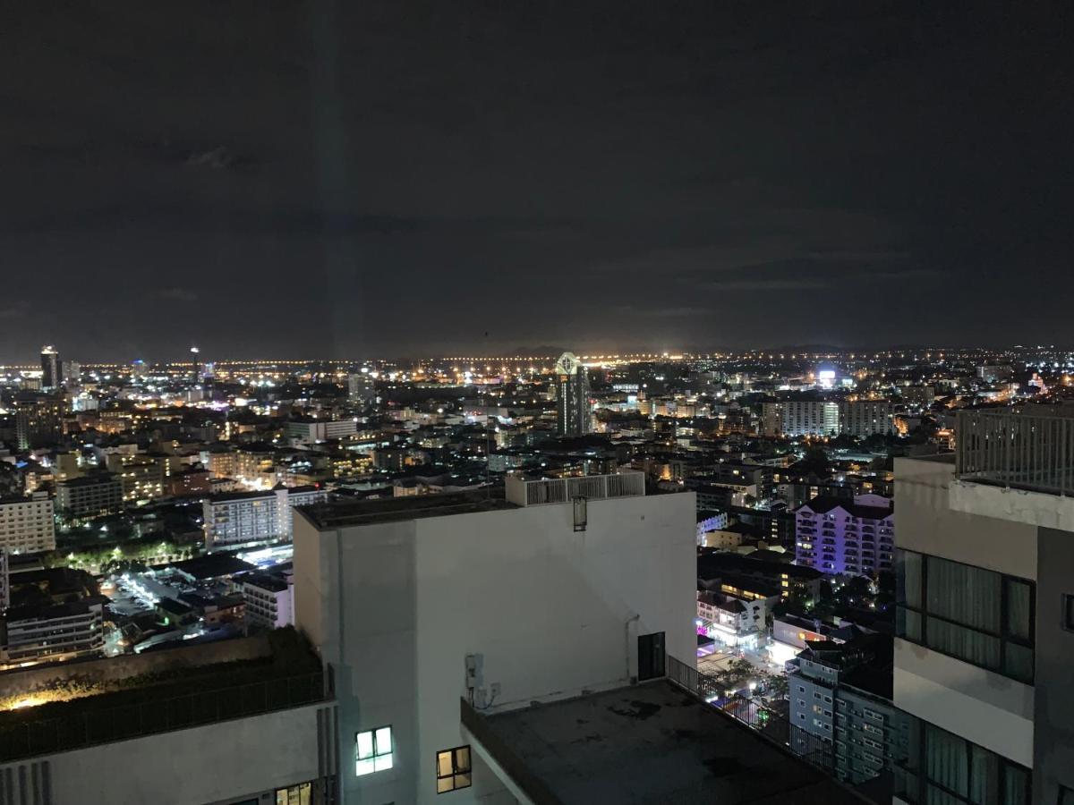 Base Condos Паттая Екстер'єр фото