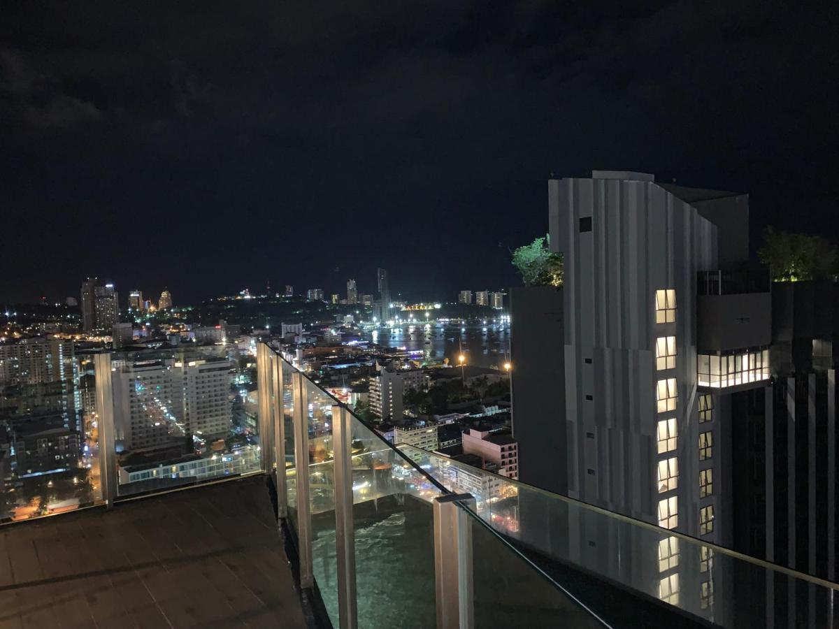 Base Condos Паттая Екстер'єр фото