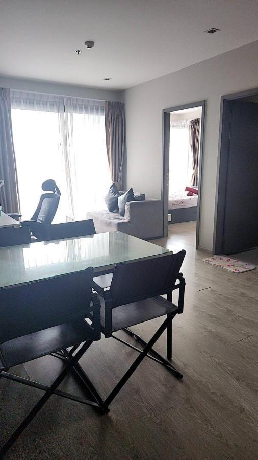 Base Condos Паттая Екстер'єр фото